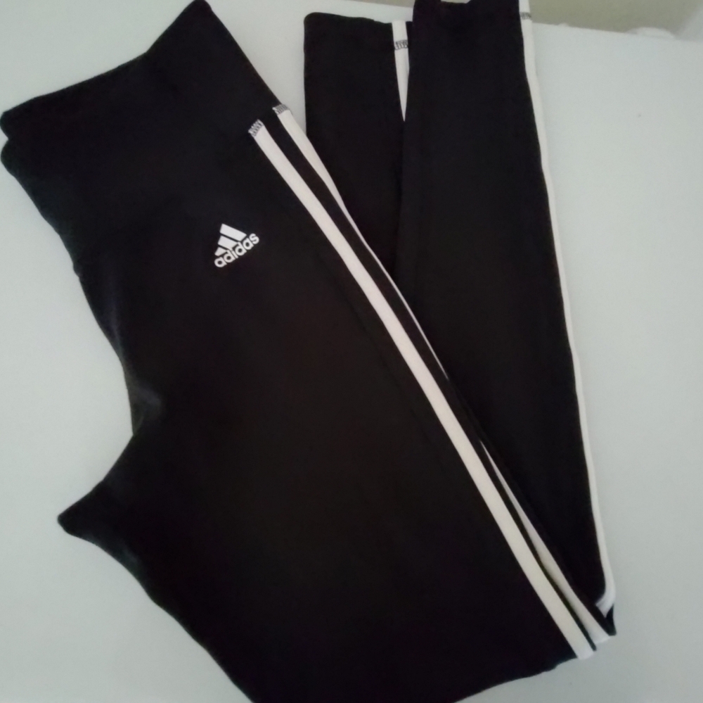 Adidas leggings